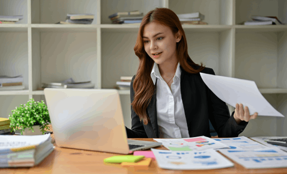 A translator working on accurate Divorce Certificate translation services in Houston for legal documentation requirements.