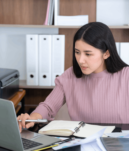 Client utilizing high quality and certified Divorce Certificate translation services in Houston with accuracy.