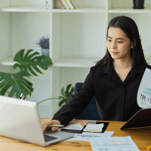 Customer using professional translation in Houston for both business and personal needs, ensuring accurate translations.